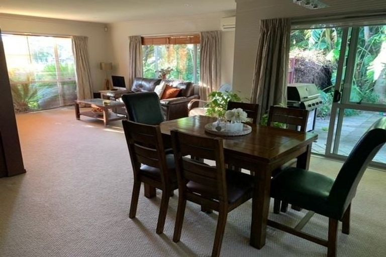 Photo of property in 9 Fergy Crescent, Wattle Downs, Auckland, 2103