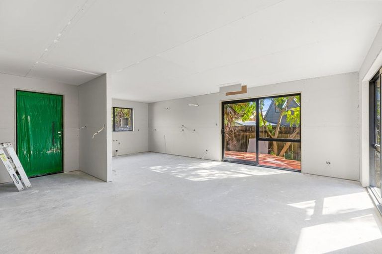 Photo of property in 18 Wilson Road South, Waihi Beach, 3611