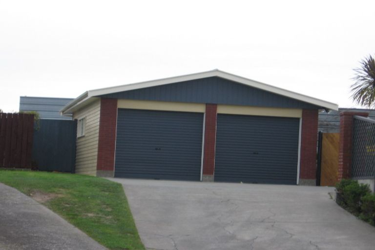 Photo of property in 9 Waltham Court, Cloverlea, Palmerston North, 4412