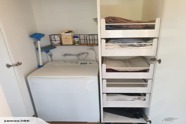 Photo of property in 1/35 St Leonards Road, Kelston, Auckland, 0602