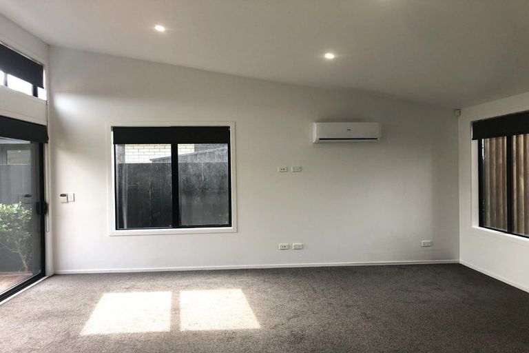 Photo of property in 47 Constable Road, Muriwai, Waimauku, 0881