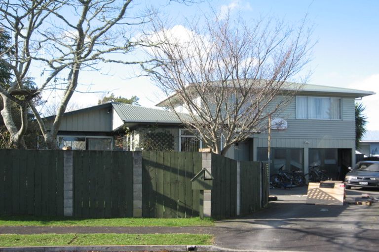 Photo of property in 16 Erika Place, Fairview Downs, Hamilton, 3214