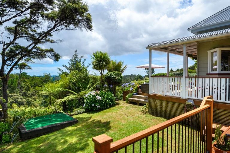 Photo of property in 43 Sunnyvale Road, Massey, Auckland, 0614