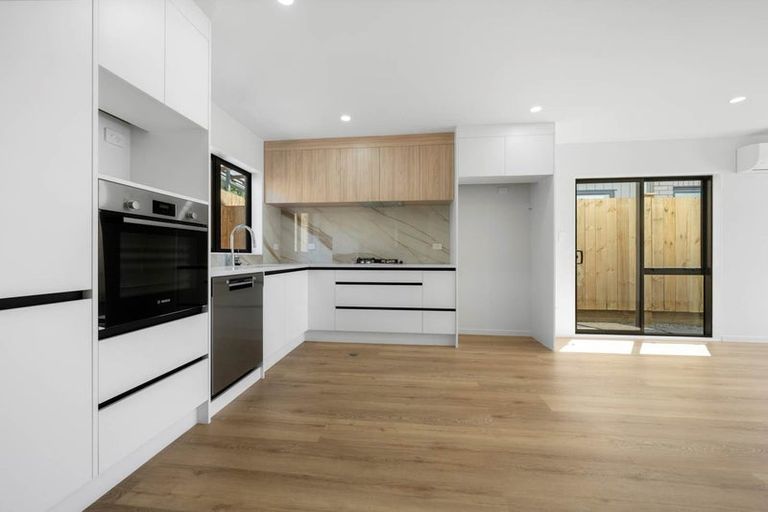 Photo of property in 140b Kolmar Road, Papatoetoe, Auckland, 2025