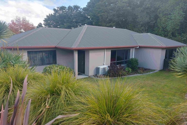 Photo of property in 12 Kotuku Street, Maunu, Whangarei, 0110