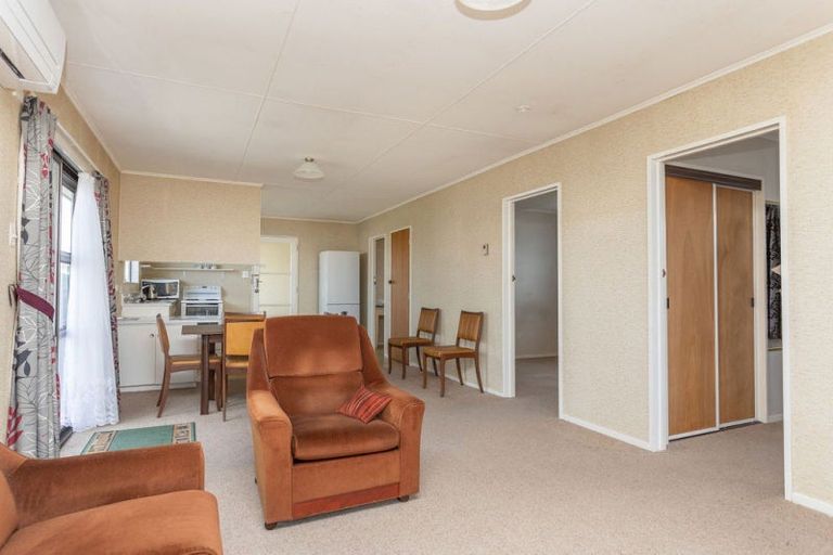Photo of property in 28 Miller Street, Dannevirke, 4930