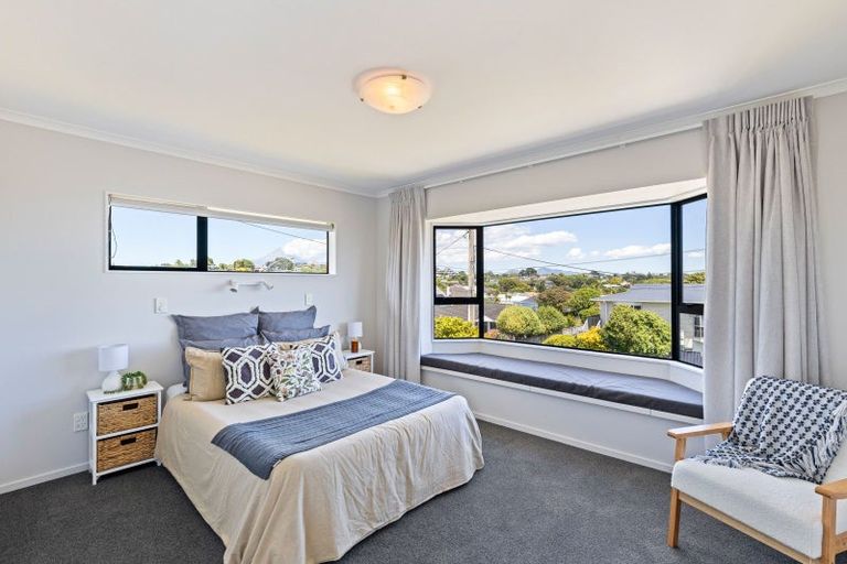 Photo of property in 47 Paynters Avenue, Strandon, New Plymouth, 4312