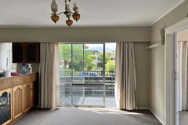 Photo of property in 18 Maxwelton Drive, Mairangi Bay, Auckland, 0630