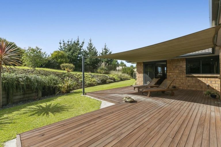 Photo of property in 8 Dumfries Place, Pyes Pa, Tauranga, 3112