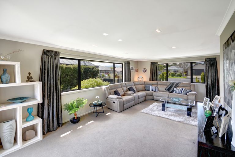 Photo of property in 4 Showgate Crescent, Mosgiel, 9024