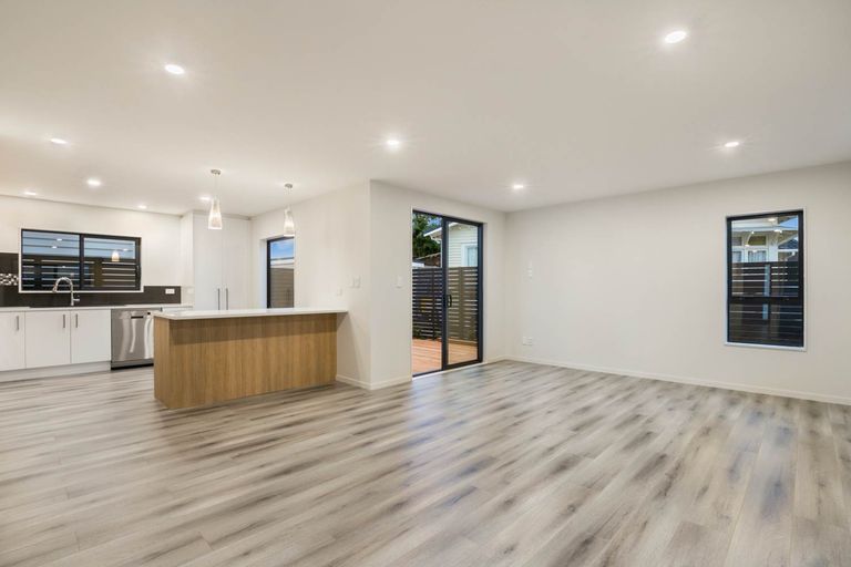 Photo of property in 24c Omana Road, Papatoetoe, Auckland, 2025