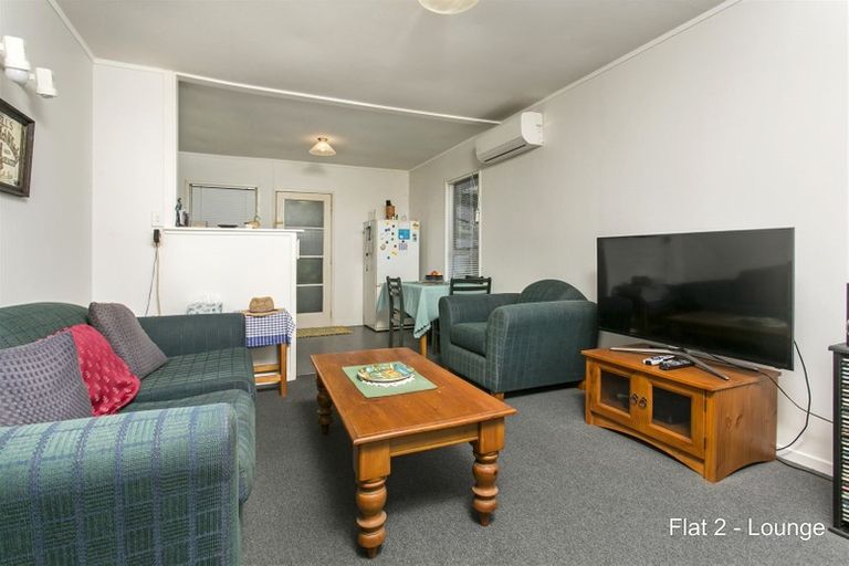 Photo of property in 147 Browns Bay Road, Browns Bay, Auckland, 0630