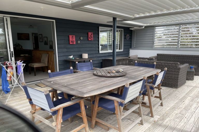 Photo of property in 12 Tuhua Place, Bowentown, Waihi Beach, 3177