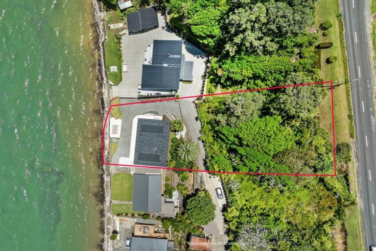 Photo of property in 42 Manganese Point Road, Tamaterau, Whangarei, 0174