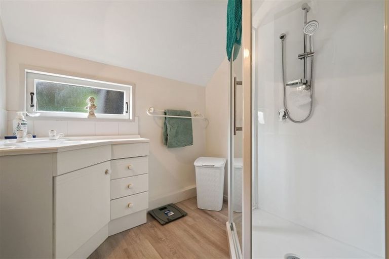 Photo of property in 4 Ball Lane, Redcliffs, Christchurch, 8081