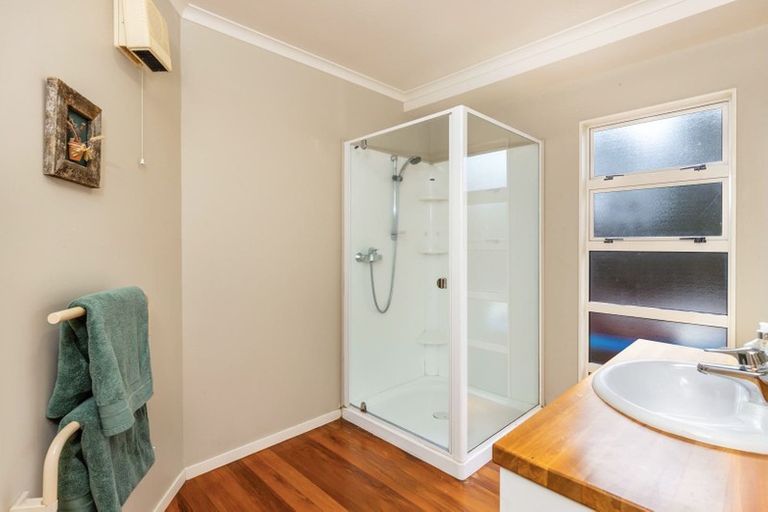 Photo of property in 27 Logan Avenue, Wharewaka, Taupo, 3330