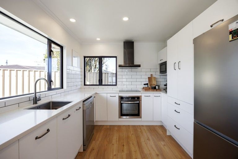 Photo of property in 101a Main Road, Clive, 4102