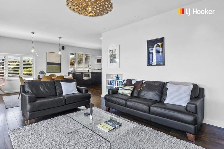 Photo of property in 47 Shandon Road, Vauxhall, Dunedin, 9013