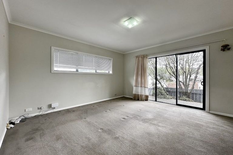 Photo of property in 11 Cottle Heath Close, Manor Park, Lower Hutt, 5019