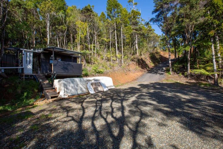 Photo of property in 15 Te Aute Ridge Road, Waitakere, Auckland, 0781