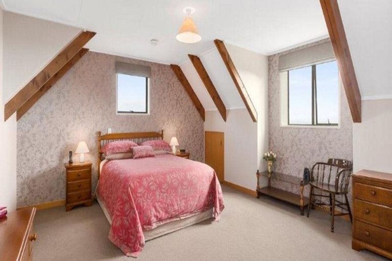 Photo of property in 170 Doon Street, Waverley, Dunedin, 9013