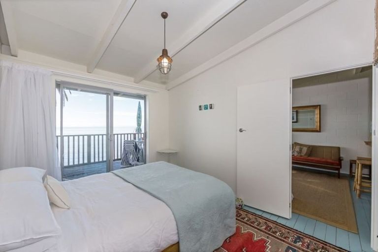 Photo of property in 6/4 Arkles Strand, Arkles Bay, Whangaparaoa, 0932