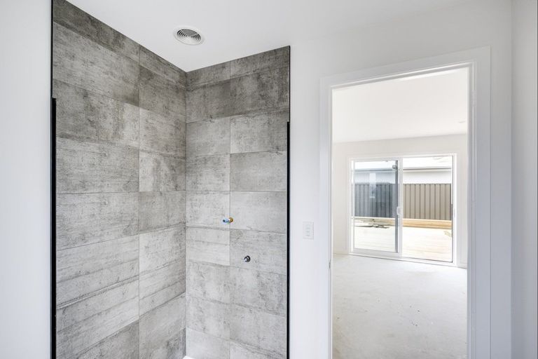 Photo of property in 21 Ruapehu Road, Poraiti, Napier, 4112