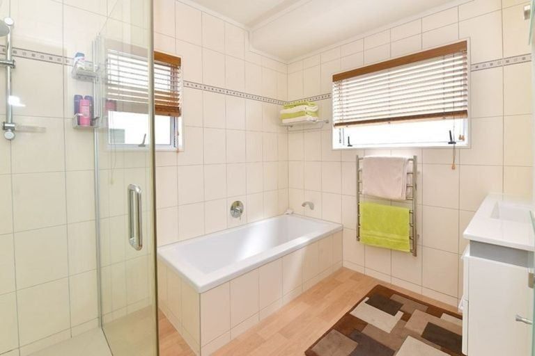 Photo of property in 34 Laurence Street, Manly, Whangaparaoa, 0930
