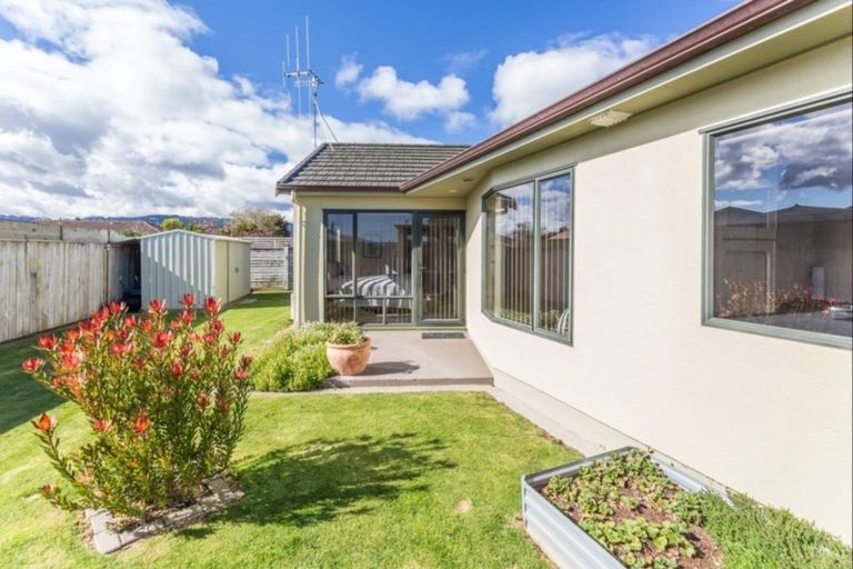 Photo of property in 1 Corfe Castle Lane, Levin, 5510