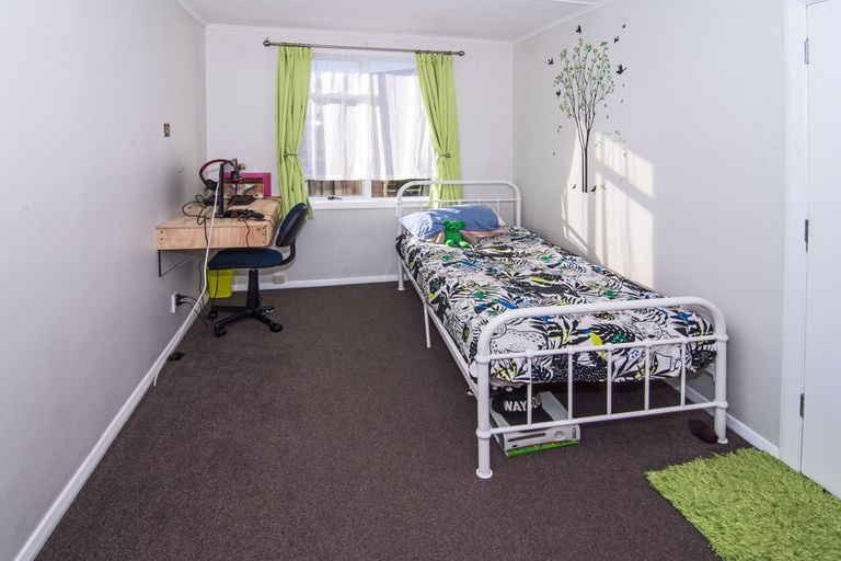 Photo of property in 25 Solway Street, Solway, Masterton, 5810