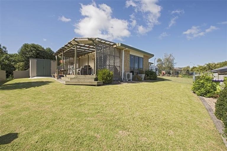 Photo of property in 9 Bayvista Close, Welcome Bay, Tauranga, 3112