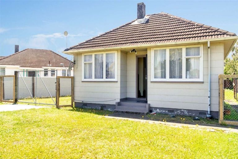 Photo of property in 2 Corkill Avenue, Wairoa, 4108