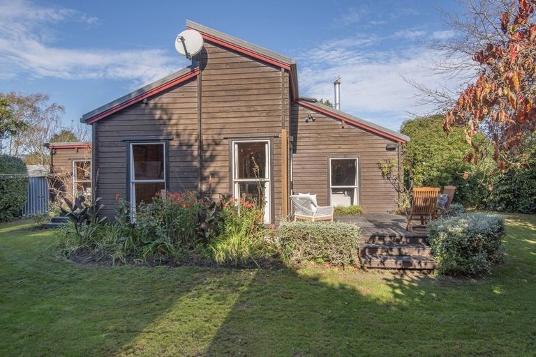 Photo of property in 19 Birdling Place, Halswell, Christchurch, 8025