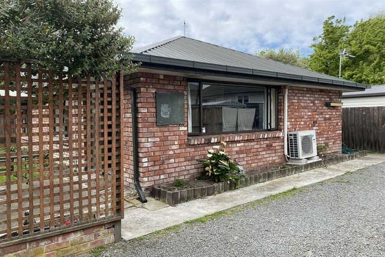 Photo of property in 30a Edward Avenue, Orewa, 0931