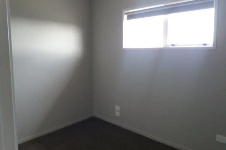 Photo of property in 2 Elena Place, Welcome Bay, Tauranga, 3112