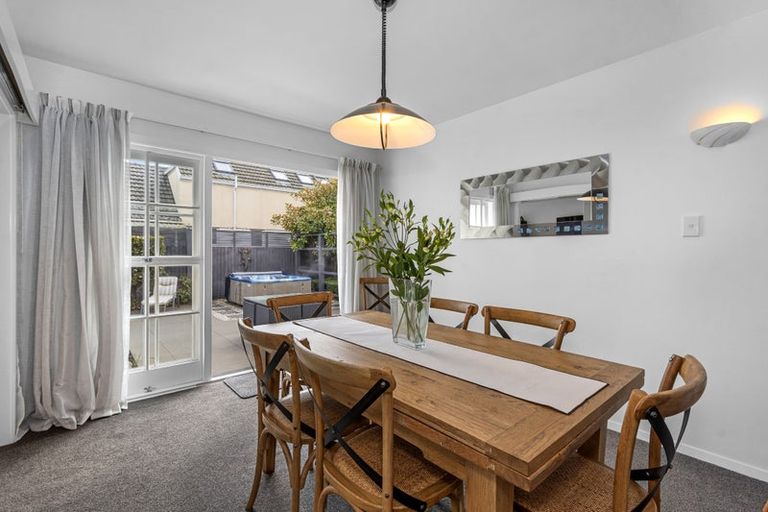 Photo of property in 17a Dinton Street, Russley, Christchurch, 8042