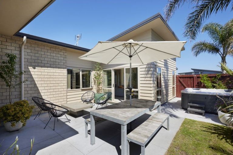 Photo of property in 4 Toetoe Street, Papamoa Beach, Papamoa, 3118
