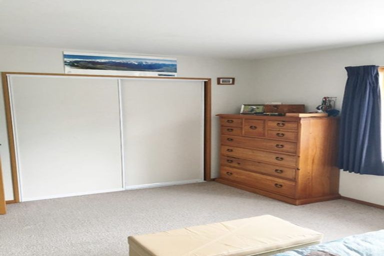 Photo of property in 11 Phoenix Lane, Northcote, Christchurch, 8052