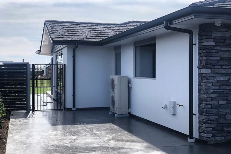 Photo of property in 73 The Esplanade, Pegasus, 7612