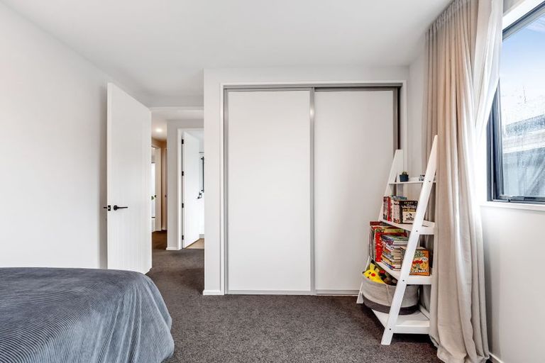 Photo of property in 5 Larissa Road, Halswell, Christchurch, 8025