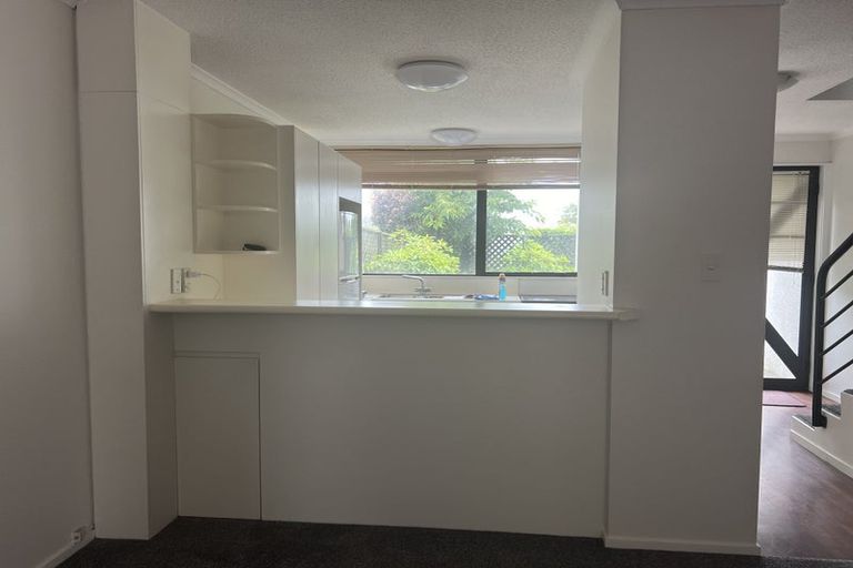 Photo of property in 4/5 Kipling Street, Addington, Christchurch, 8024