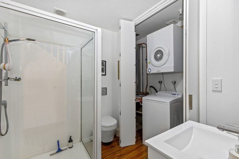 Photo of property in 53 Hankey Street, Mount Cook, Wellington, 6011