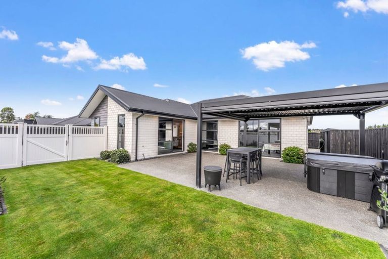 Photo of property in 147 Johns Road, Rangiora, 7400