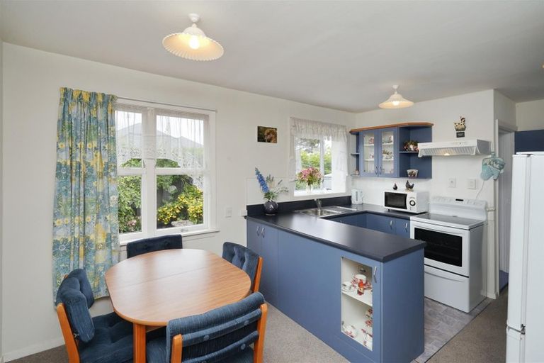 Photo of property in 1/14 Farquhars Road, Redwood, Christchurch, 8051