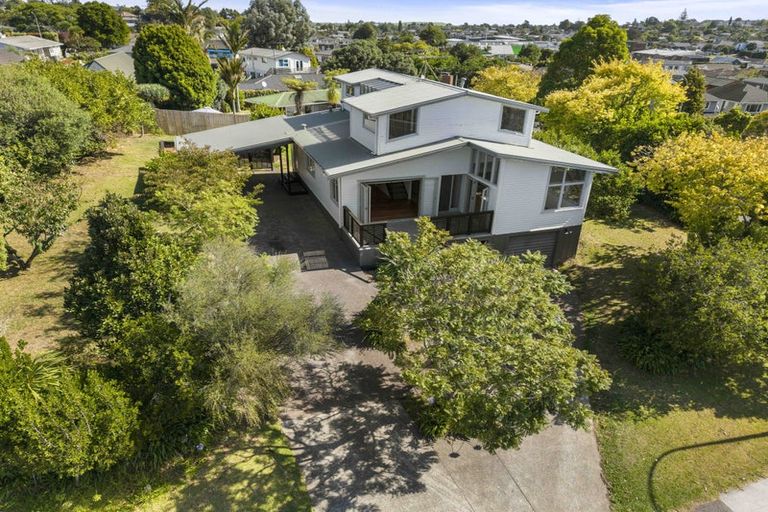 Photo of property in 92 Moore Street, Howick, Auckland, 2014