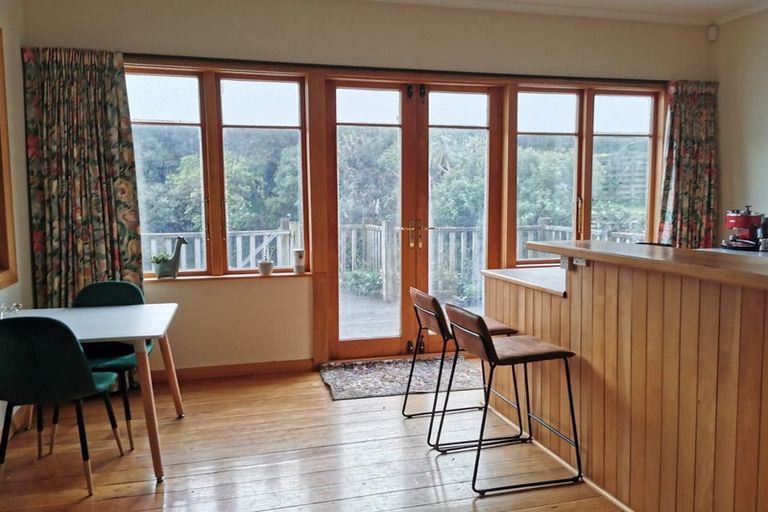 Photo of property in 92 Overtoun Terrace, Hataitai, Wellington, 6021