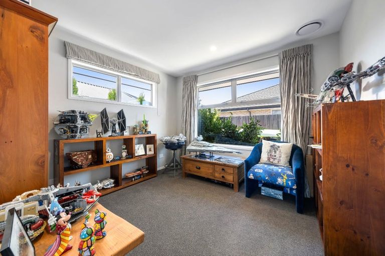 Photo of property in 8 Whincops Road, Halswell, Christchurch, 8025