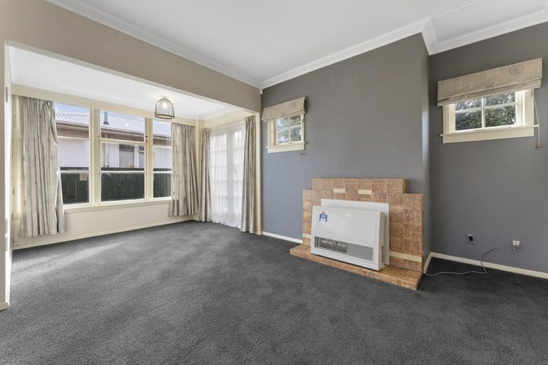 Photo of property in 224 Botanical Road, Takaro, Palmerston North, 4412