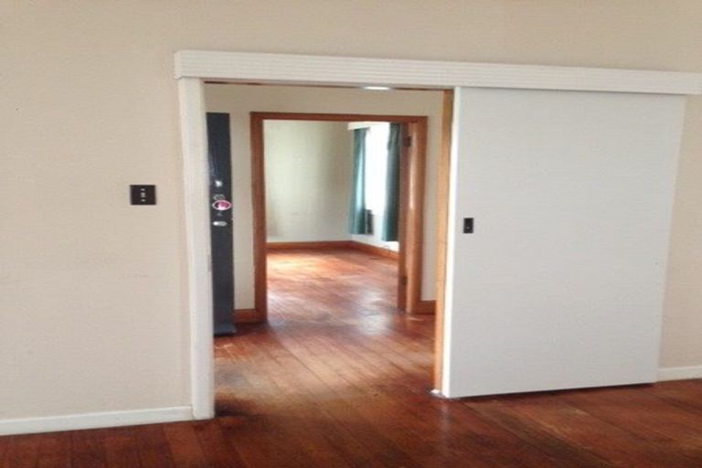 Photo of property in 8 Mount Albert Road, Mount Albert, Auckland, 1025