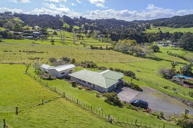 Photo of property in 3 Riversong Road, Kauri, Kamo, 0185